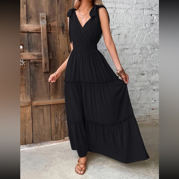 Boho tie shoulder layered hem maxi dress - Picture 5 of 6